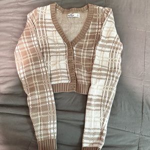 hollister cropped sweater